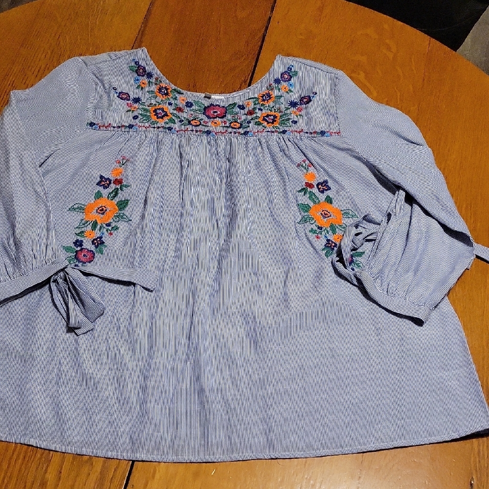 JODIFL Blue Blouse with Floral Embroidery